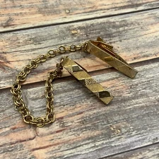 Vintage gold tone striped cross hatch sweater guard collar clip in gold