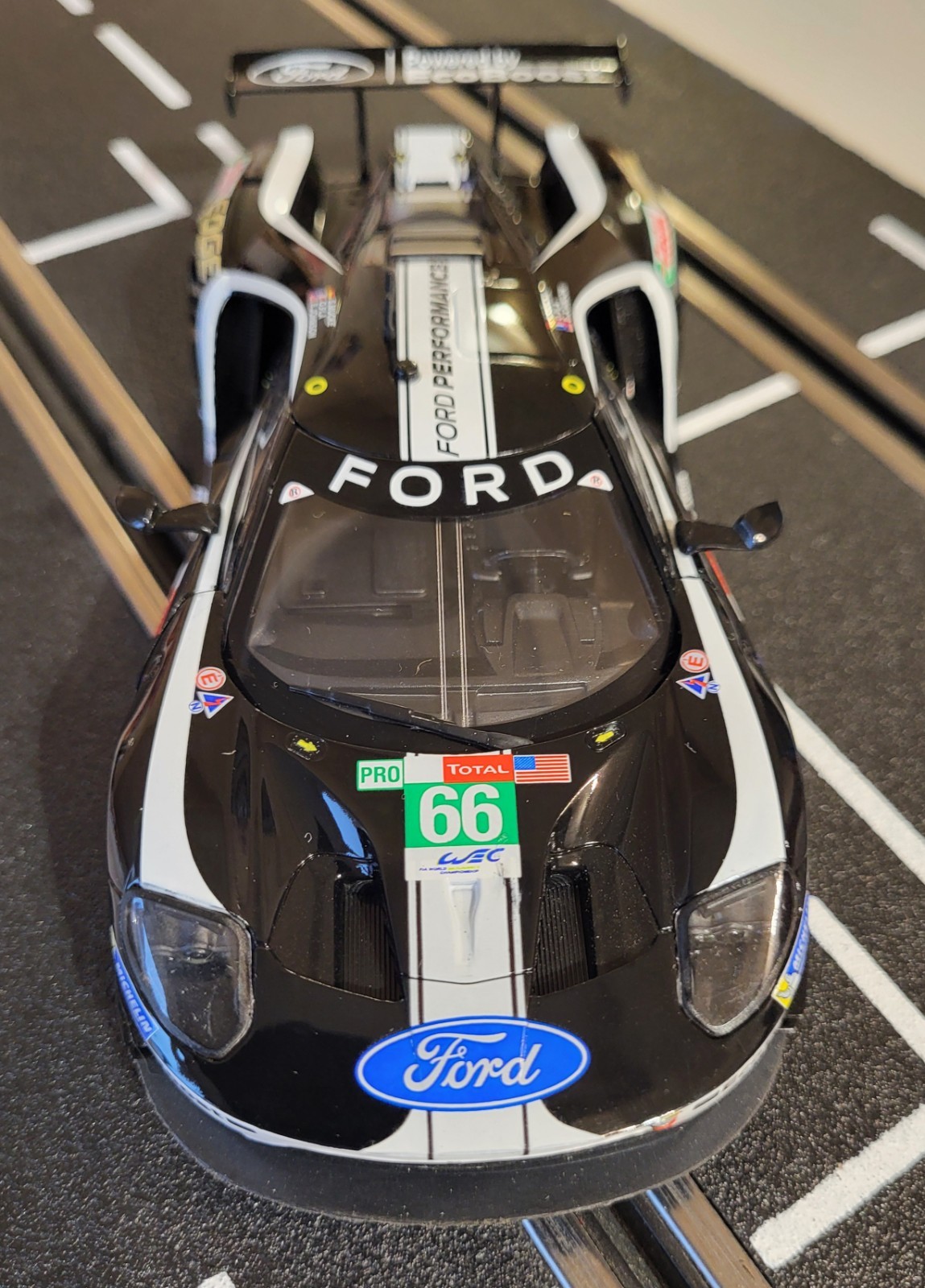 Carrera Evolution Ford GT 132 voiture de course analogique haute adhérence