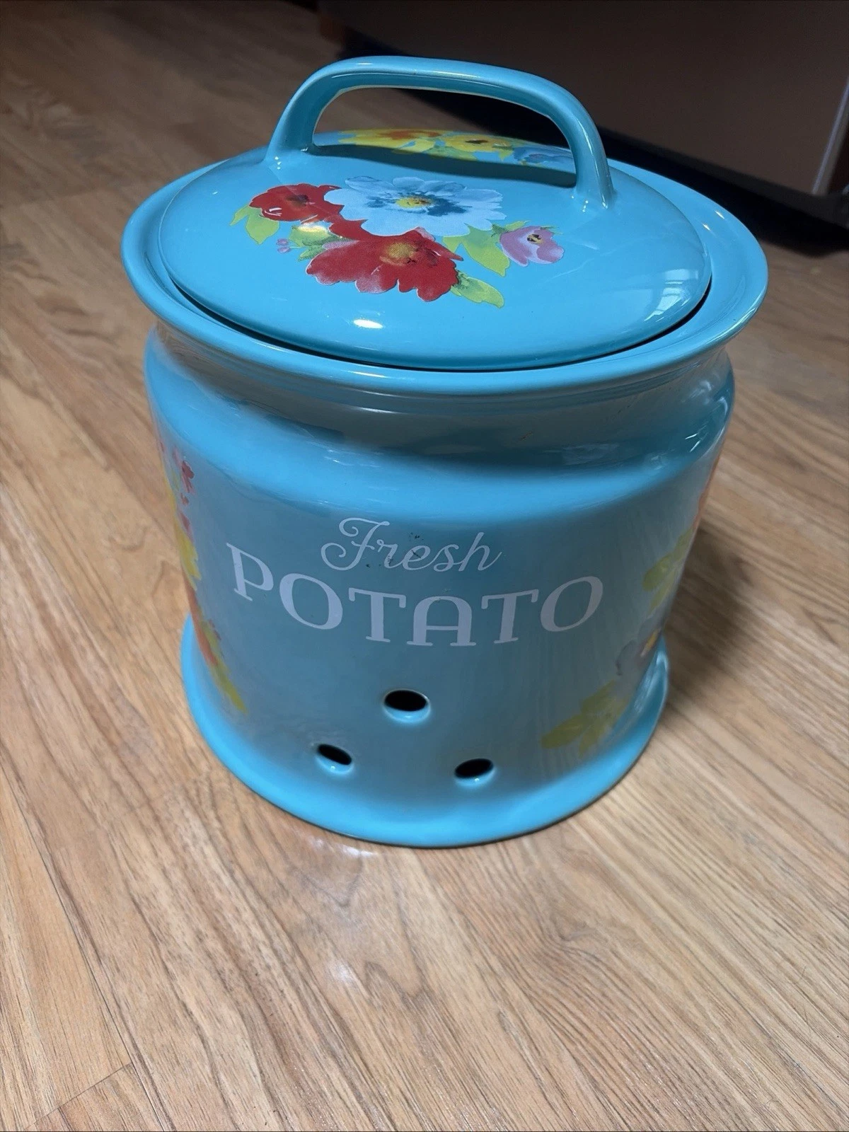 Pioneer Woman Potato Keeper Breezy Blossoms Canister Turquoise Farmhouse Kitchen
Opens in a new wind