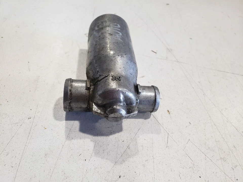 Válvula de control de ralentí - BMW 325CI E46 M54 2003 - Se adapta a 01-06 OEM 1744713 Foto 3 de 4