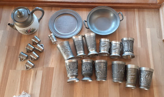 Zinn Konvolut 12 große Becher Schnapsbecher Schale 5913g 22 Teile