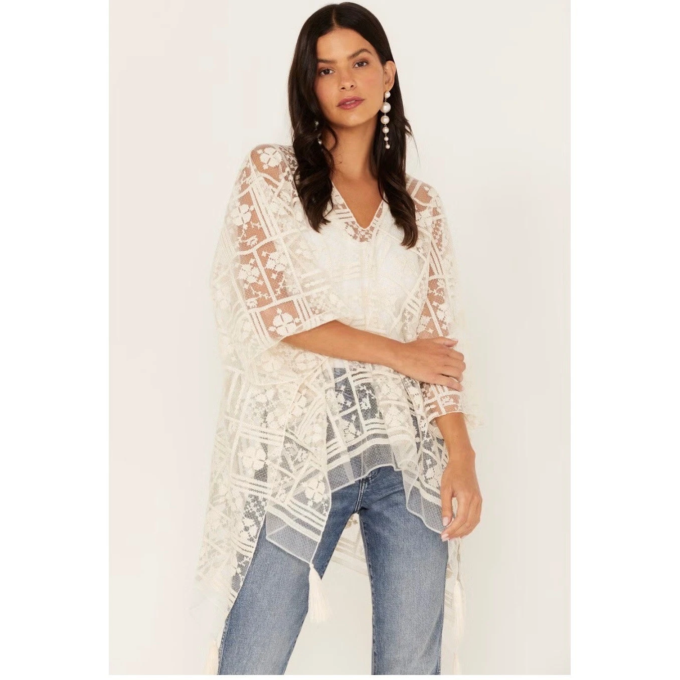 Shyanne Cream Lace Poncho Top Floral Embroidered Tassel Hem OS Boho Western