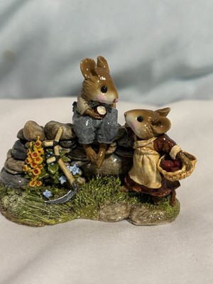 Wee Forest Folk FS-07 Wayside Chat w/ Box Retired New