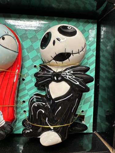 Nightmare Before Christmas Jack & Sally Salt & Pepper Shakers COLLECTORS ITEM - Picture 6 of 7