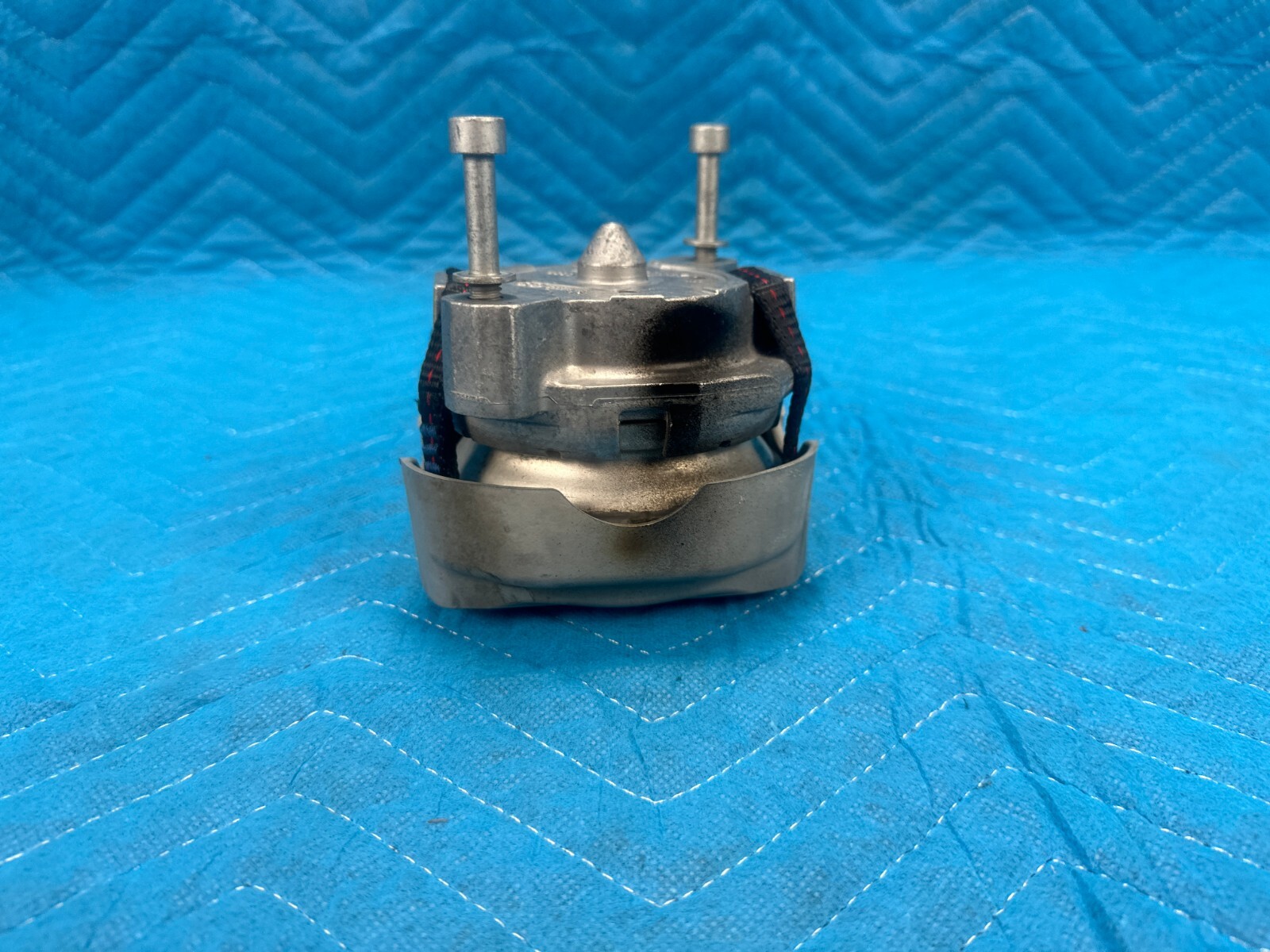 Bentley Continental Flying Spur Engine Mount Support RH or LH 29k 2006-2012 OEM