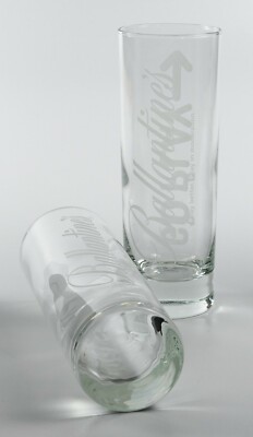 2 x Ballantines Longdrinkglas 2cl 4cl dicker Boden Scotch Whiskey Aufdruck 8251 