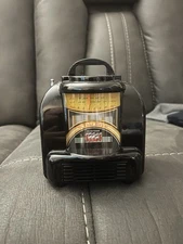 Retro Mini Juke Box Radio Diner Style AM/FM Table Top Portable Black By Suntone