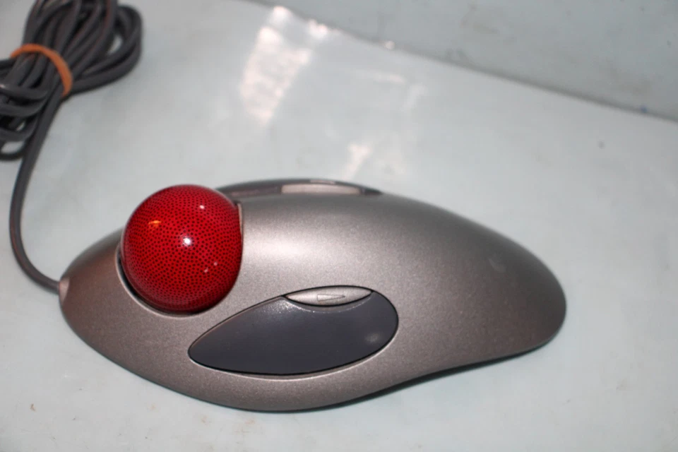 Logitech Trackman Marble USB T-BC21 Mouse 804377-0000 RED MARBLE BALL - Image 2 of 3