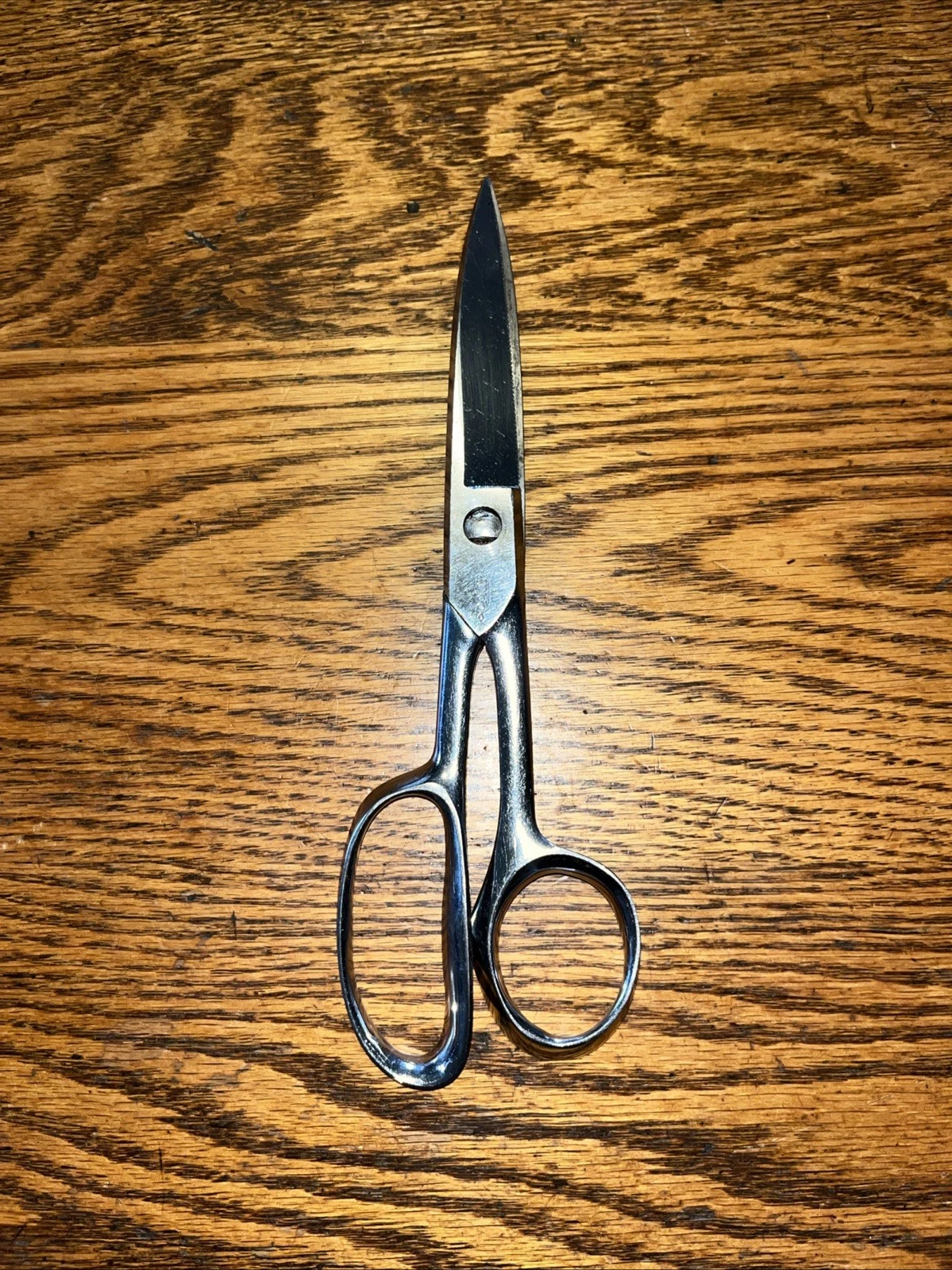 Vintage Cutco 8″ Chrome Scissors - Made in USA - Take-Apart All-Metal Shears
Opens in a new window o
