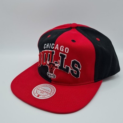 Mitchell & Ness Chicago Bulls Pinwheel Adjustable Snapback Cap Hat Red Black NWT