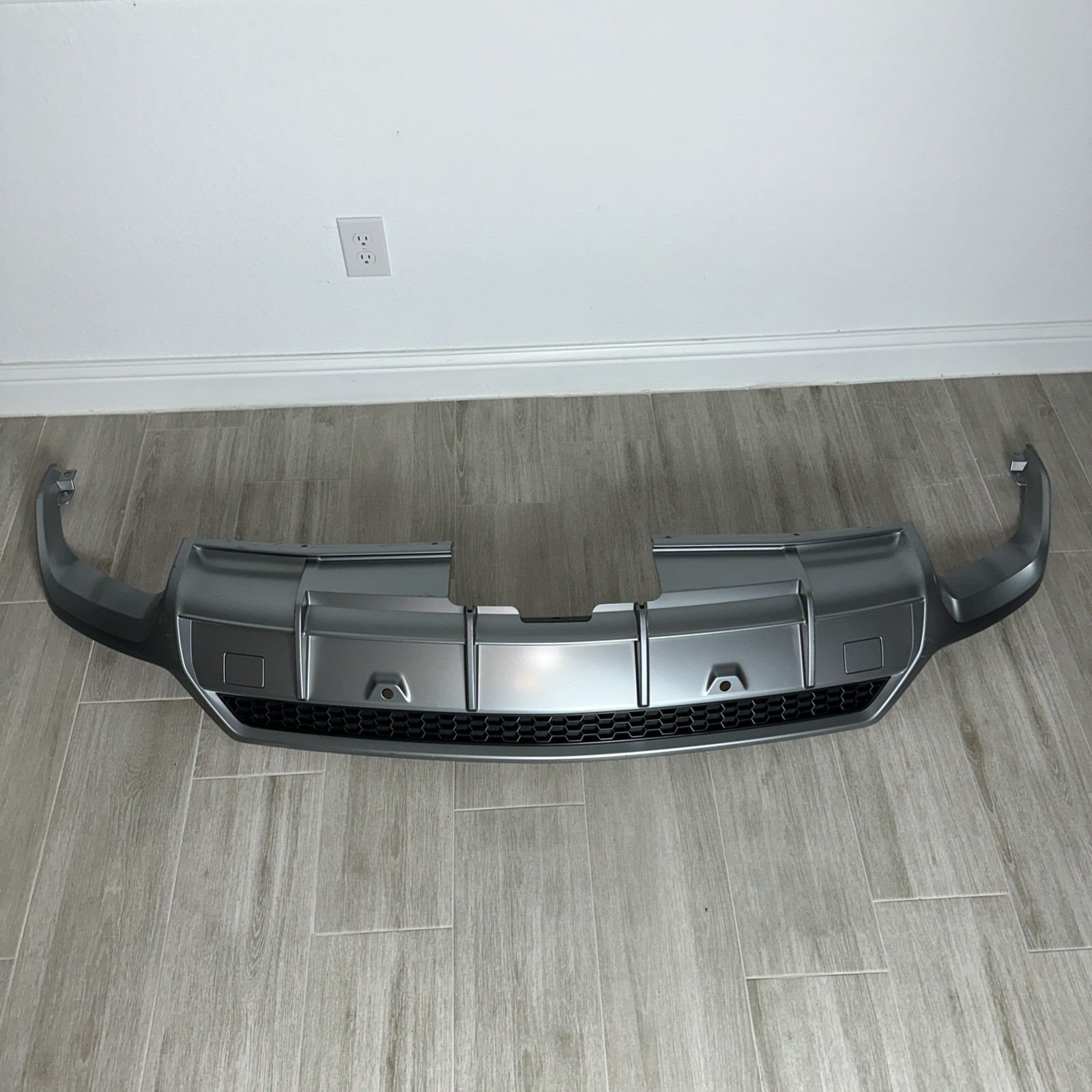 Lamborghini Urus Rear Bumper Lower Valance Diffuser 2018 - 2022 4ML807539 Oem