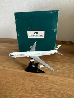 Herpa Wings Airbus A340-300 Cathay Pacific 1:500