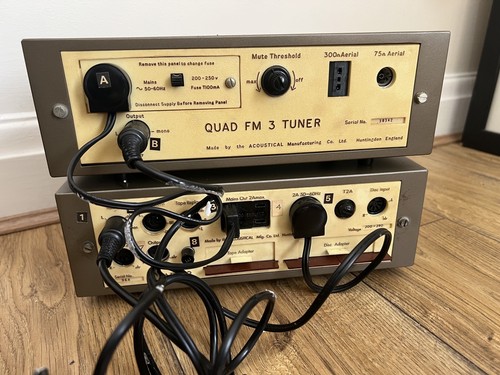 Quad 33 Control Unit + Quad FM 3 Stereo Tuner + Quad 303 Power Amp - Picture 4 of 7