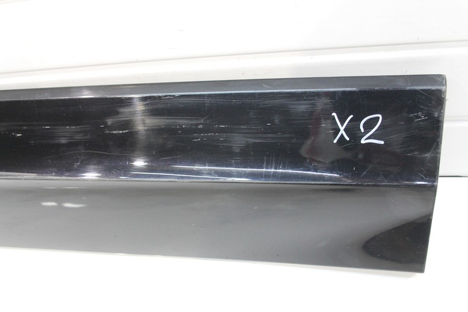 VW VOLKSWAGEN TOUAREG FRONT DOOR RIGHT O/S SIDE TRIM MOULDING PANEL R