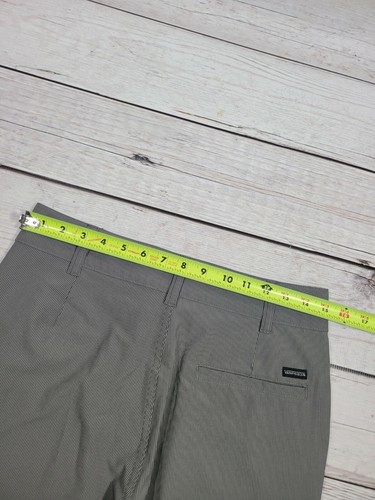 Vans Vanphibian Grey Casual Shorts Men's Size 28 B10 - Picture 2 of 6