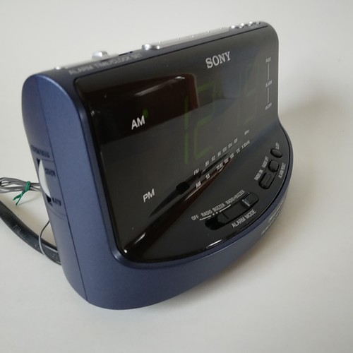 Sony Dream Machine ICF-C492 Blue Radio Alarm Clock-Corded-Tested Works - Picture 7 of 15