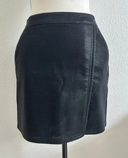 NEW EXPRESS SZ 4 High Rise VEGAN Mini Skirt TEXTURED FAUX SOFT LEATHER