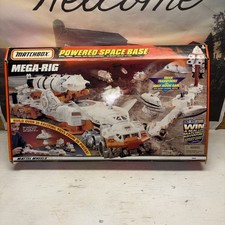Matchbox Mega-Rig Powered Space Base 1998 Truck Transforming Moon Alien Parts