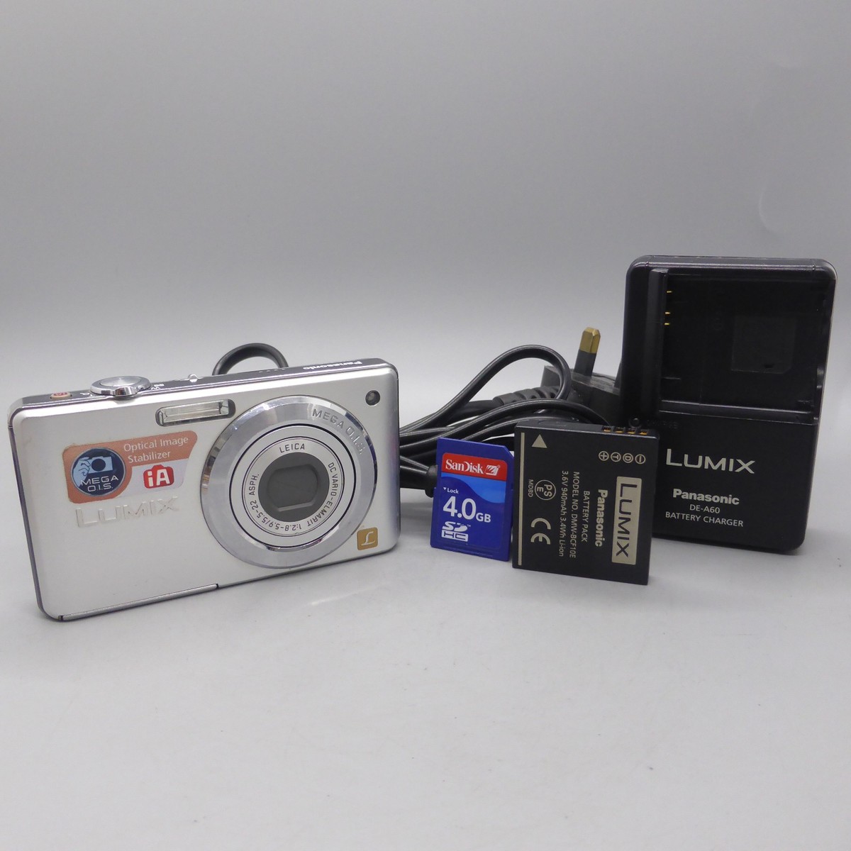 Panasonic Digital Camera Lumix DMC-FS6 8.1MP Silver Tested *Read