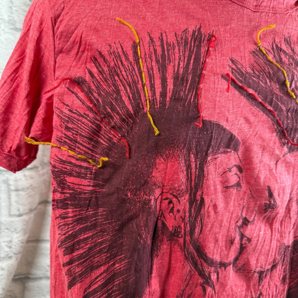 Punk Rockers Kissing T-Shirt Mens Small Unisex Mohawk SURE Brand - Image 4 of 4