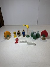 Vintage Lot Of Wooden Thomas Set Pieces Gullane 2001 Trees, Foliage, People