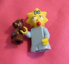 Lego The Simpsons mini Figure minifig Maggie Simpson with teddy bear