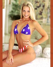 BOGO Photo ART of a Actress & model having fun posing Jaime Pressly 17