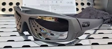 New Oakley GASCAN 9014-3560 Sunglasses Matte Steel w/ Prizm Black Polarized 