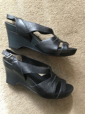 Image of BNIB Hotter black leather wedge sandals size 7