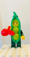 LEGO Sweet Pea Pod and original minifigure vegetable kid, excellent condition 