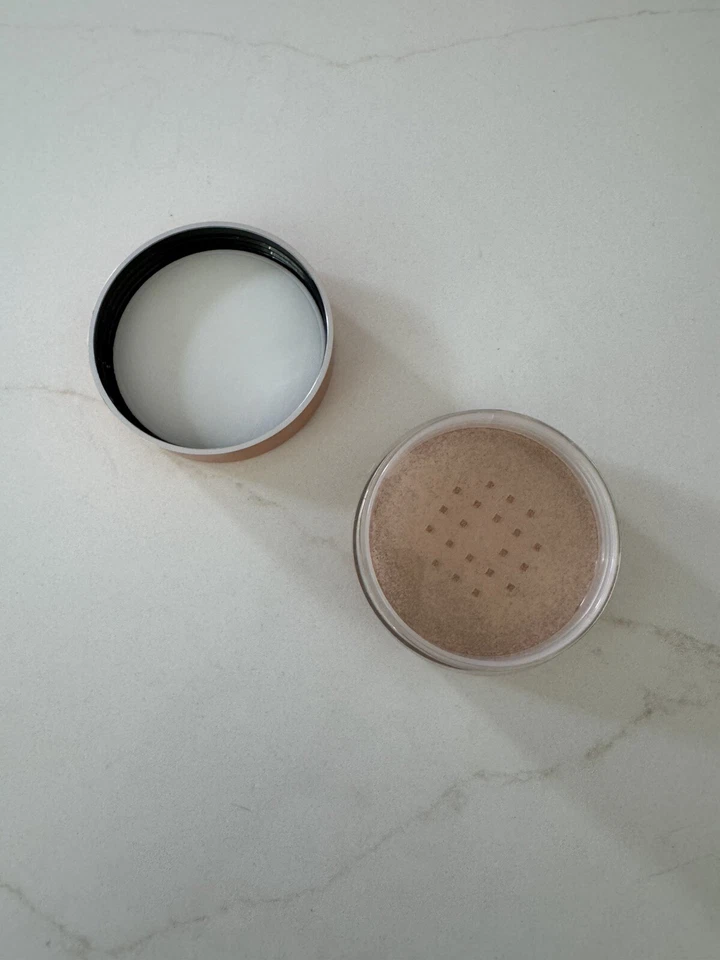 BRAND NEW SEALED Becca Glow Dust Highlighter - Champagne Pop - Image 4 of 4