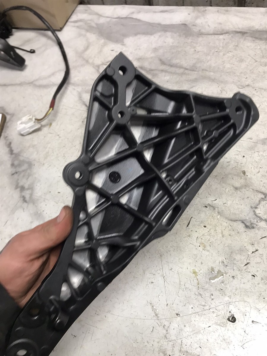 Meyしゃん 24 Kawasaki ZX Z 1000 SX Z1000SX Ninja right subframe sub