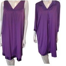 Vintage Vanity Fair Purple Medium Nylon Robe  Nightgown 2 Piece Set