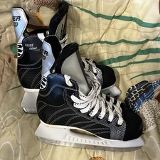 Bauer Supreme Silver Comp Youth Ice Hockey Sk...