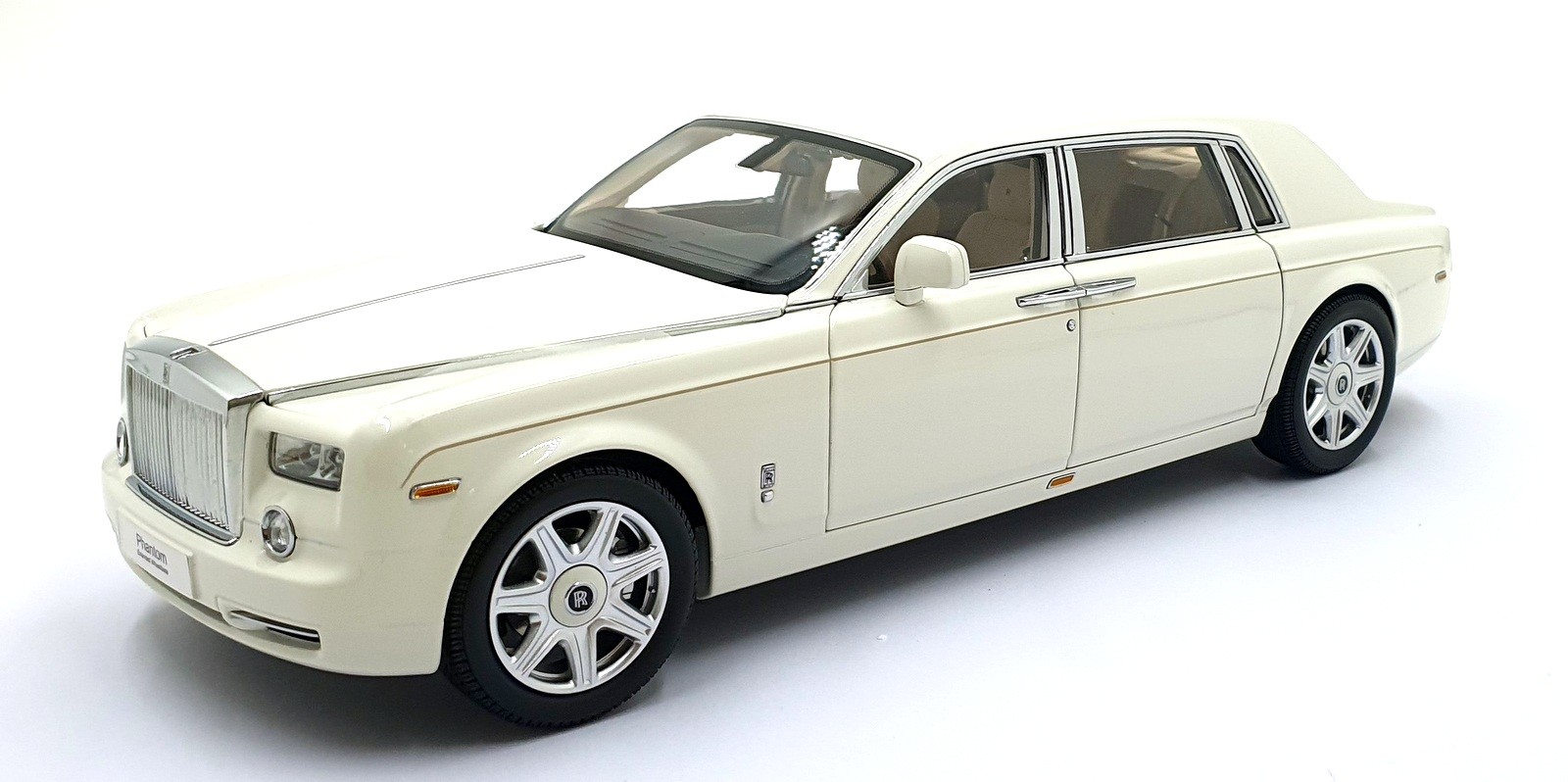 Kyosho Rolls Royce Phantom Ewb Limousine 2012 1:18 08841EW2