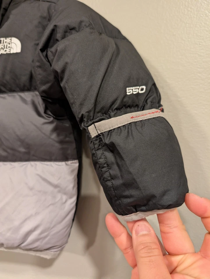 Chaqueta acolchada reversible North Face para niño talla 12 meses Foto 2 de 4