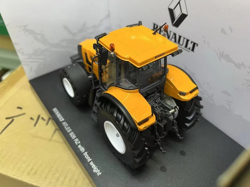 1/32 Scale UH Renault ATLES 926 RZ Tractor Diecast Model Toy Gift UH6827 - Image 4 of 4