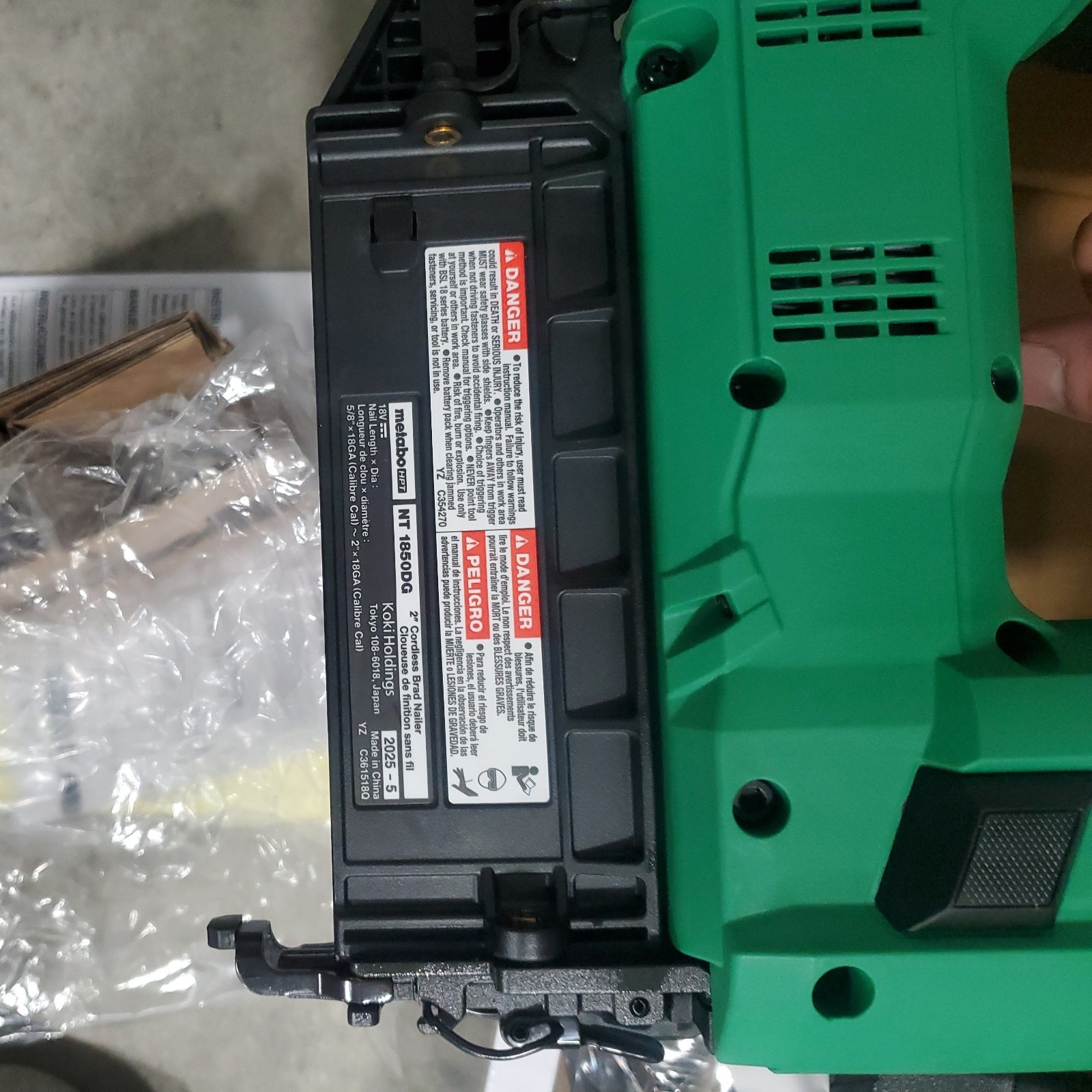 NEW Metabo HPT NT1850DG 18V Cordless 18-Gauge Brad Nailer Kit | Brushless