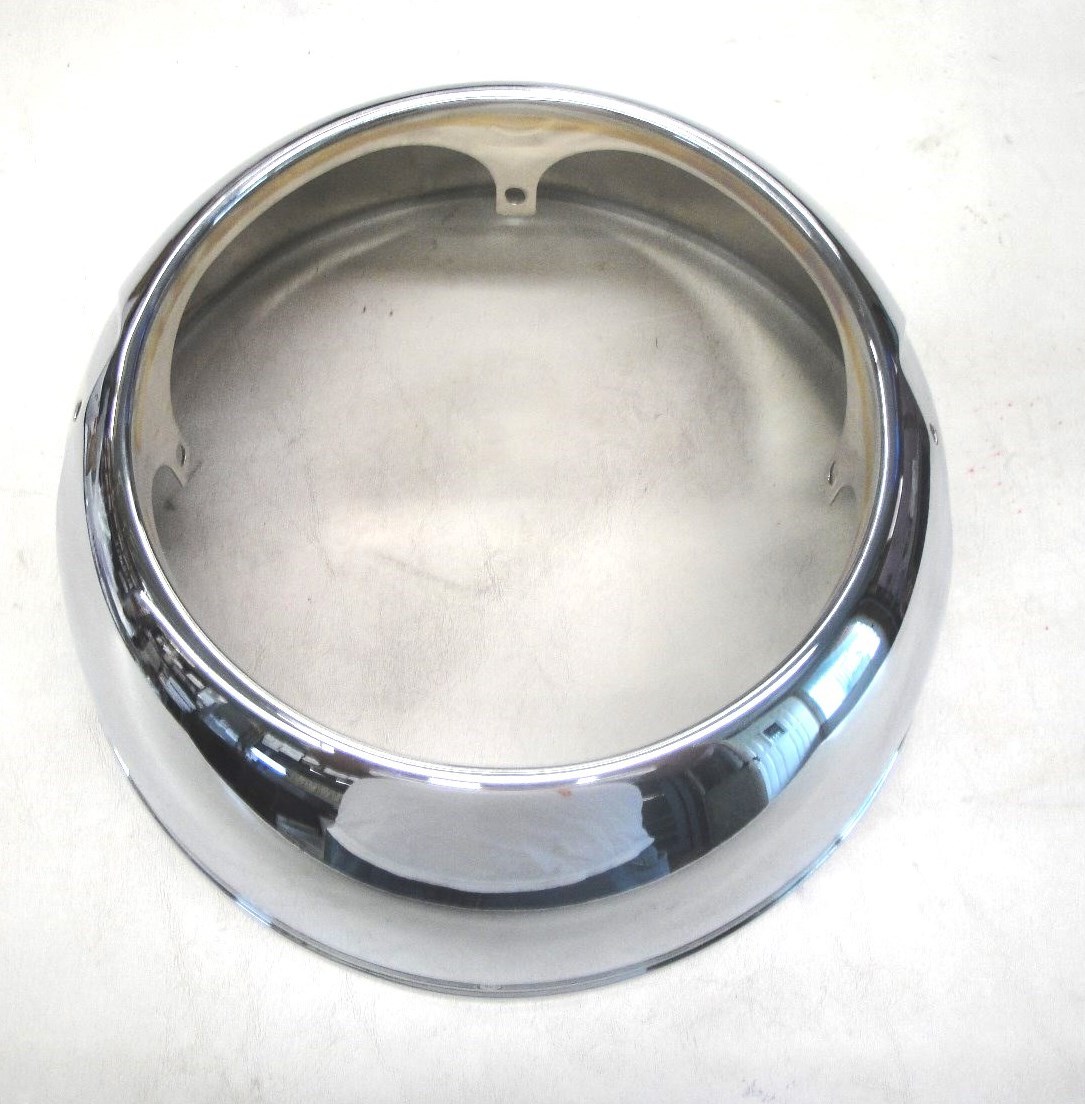 1950  50  FORD CAR GRILL CENTER ORNAMENT CHROME RING V8  NEW
