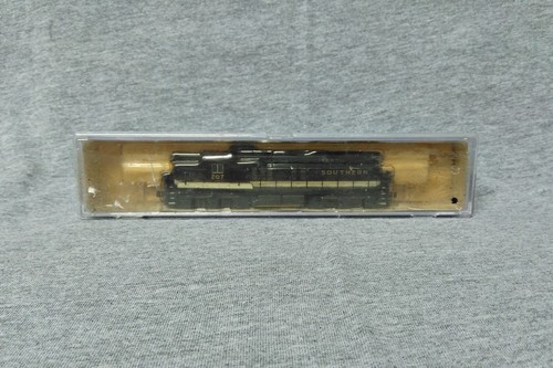 Life-Like 7792 N SD7 Lok Southern #207 - guter Läufer (Spur N) | Condition: Used