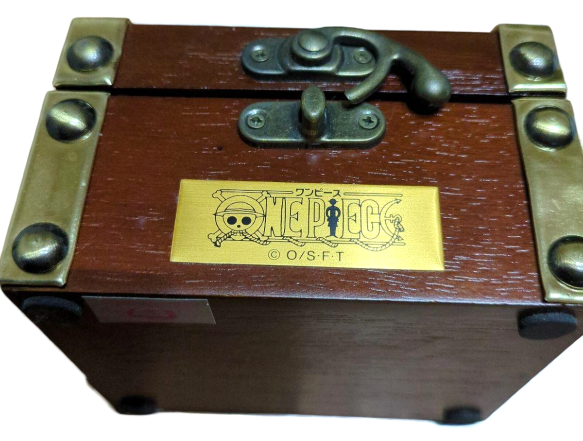 One Piece 10th Anniversary Watch Golden Compass Limited Edition