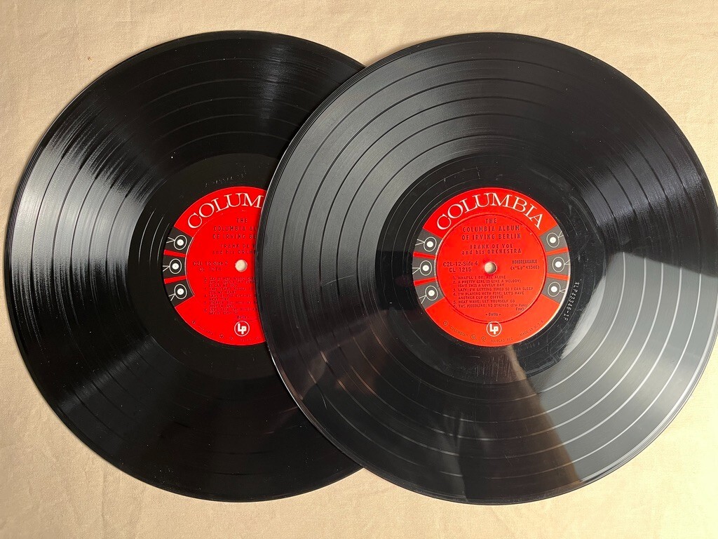 Columbia Album of Irving Berlin［カセット］ FRANK DEVOL The Columbia Album Of Irving Berlin 1958 Vinyl 2xLP