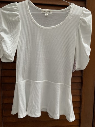 New with Tag Francesca 's Love + Joy Scoop Neck Mutton Sleeves Small Top: White - Picture 3 of 6