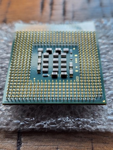 INTEL P4 @ 3.20GHZ/1M/800 - SL7PN - Socket 478 - Picture 4 of 7