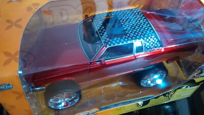JADA TOYS Donk Box & Bubble Die Cast 1985 Cadillac Brougham 1:24