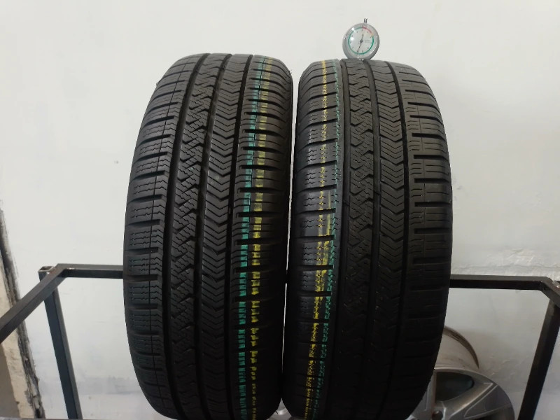 2 Pneumatici USATI VREDESTEIN QUATRAC5 175/55 R15 77 T DOT: 17/194 stagioni