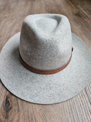 AUSTRALIAN, KOORINGAL, ladies wool hat, new condition NWT Kooringal Australia Women main image 3