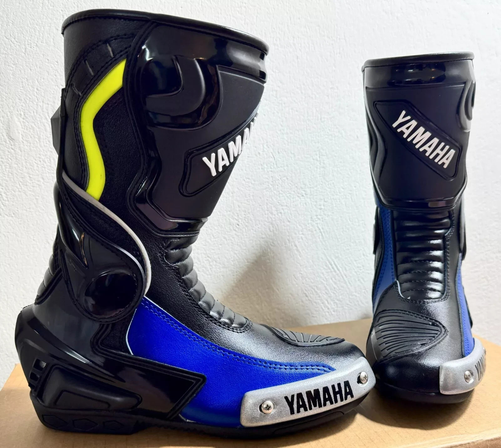 Bottes moto cuir noir Yamaha Corsa Uomo pour motard sur route et piste