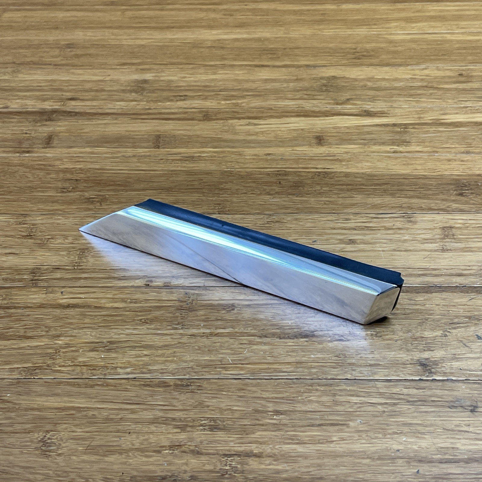 2017-2023 Rolls Royce Dawn RR6 Front Left Quarter Window Molding Trim OEM *NOTE*
