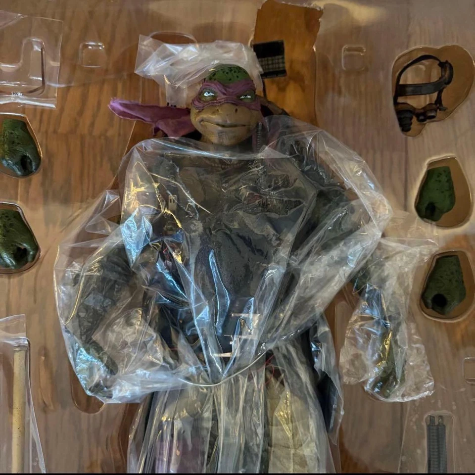 Boneco ThreeZero Teenage Mutant Ninja Turtles The Movie Donatello escala 1:6 - Imagem 4 de 4